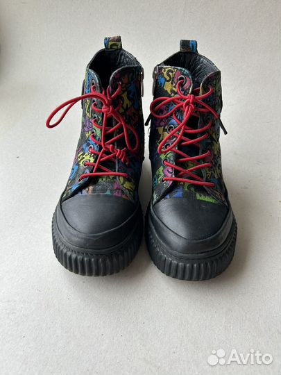 Ботинки для девочки 33