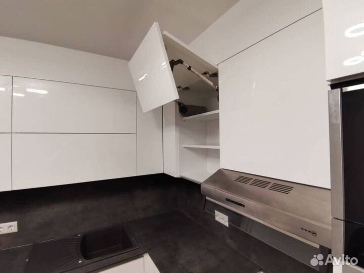 Кухонный гарнитур угловой матовый