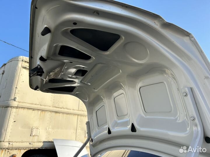 Крышка багажника LADA granta 1