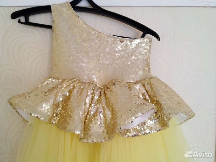 Платье для девочки от 4 до 6лет