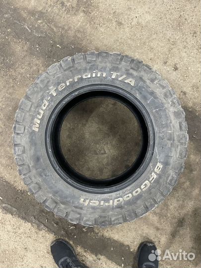 Bfgoodrich Mud-Terrain T/A KM2 265/70 R17