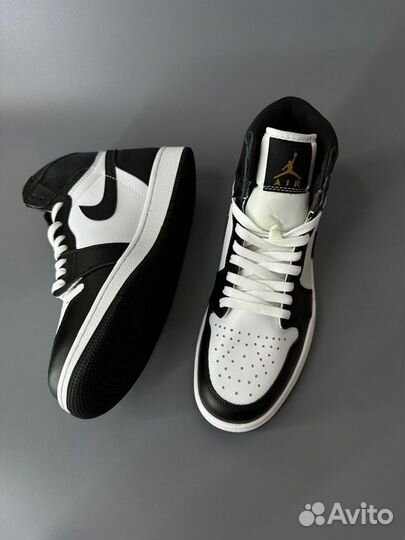 Кроссовки Nike Air Jordan 1 High Panda Winter