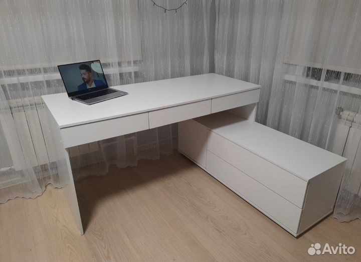 Стол угловой с тумбой