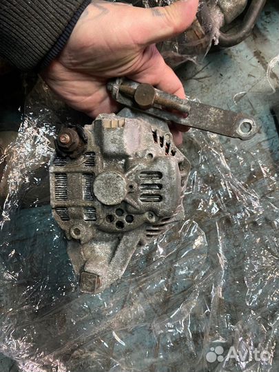 Генератор 1,6 митсубиси лансер 10