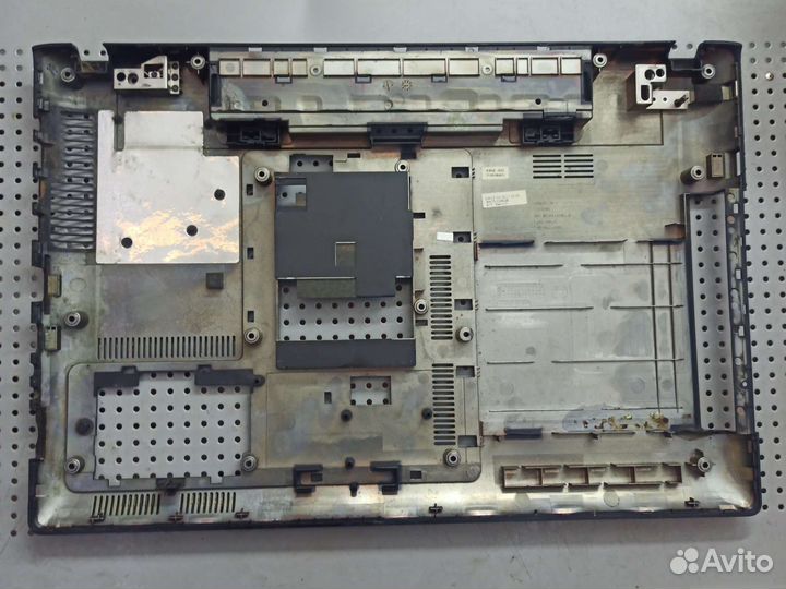 Samsung NP-RV509 поддон