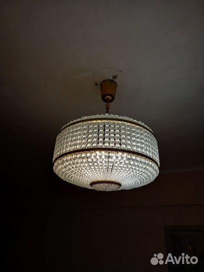 Люстра хрустальная потолочная