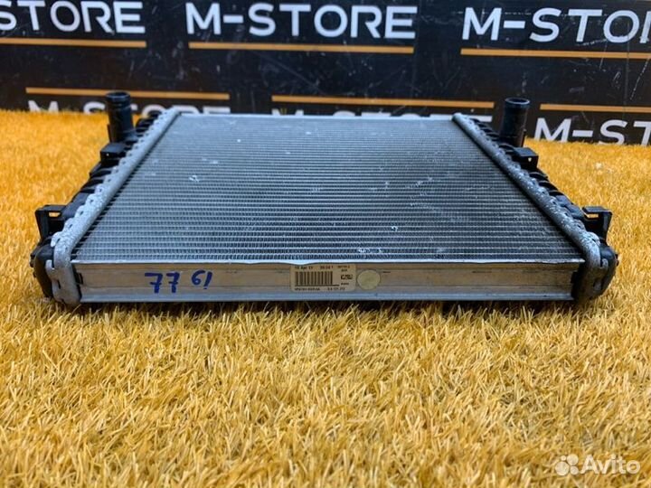 Интеркулер правый Audi Q7 4LB cjtc 2011