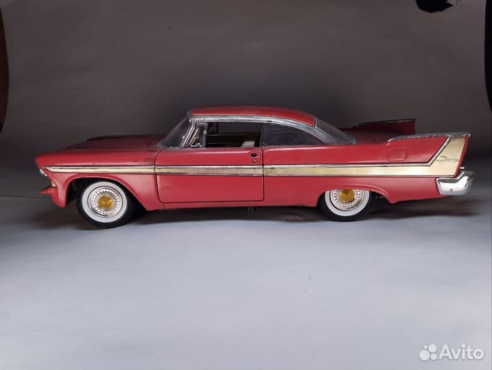 Модель Plymouth Fury 1958 1:18