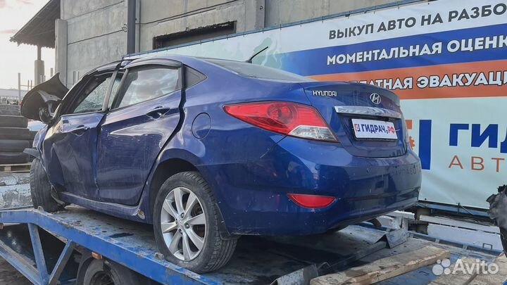 Ручка внутренняя потолочная левая Hyundai Solaris (RB) 85340-1R110