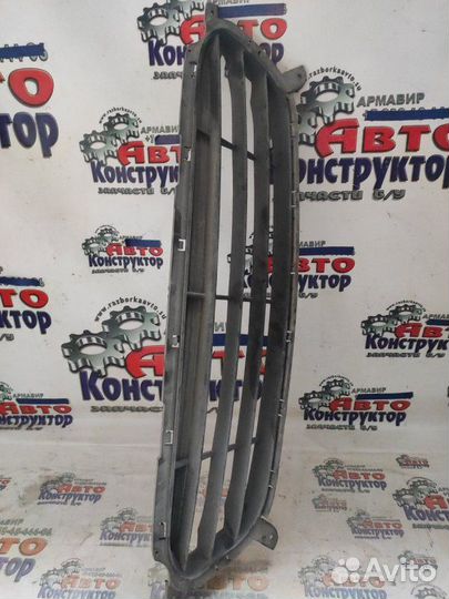 Решетка в бампер Hyundai Accent Solaris Rb 2010