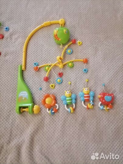 Развивающие игрушки для малышей