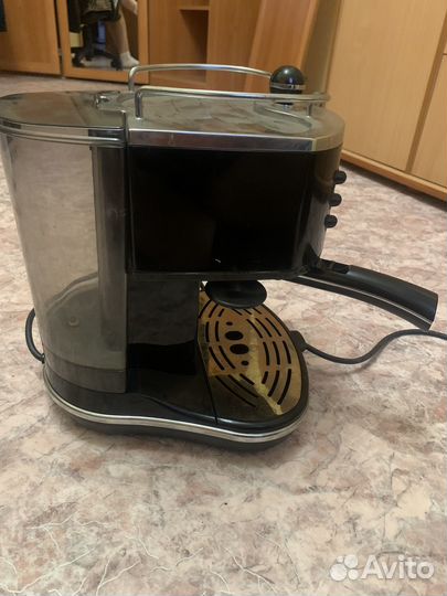Продам кофемашину Delonghi