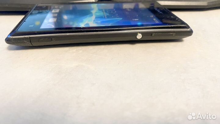 Sony Xperia E, 4 ГБ