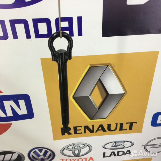 Крюк буксировочный Петля Renault fluence