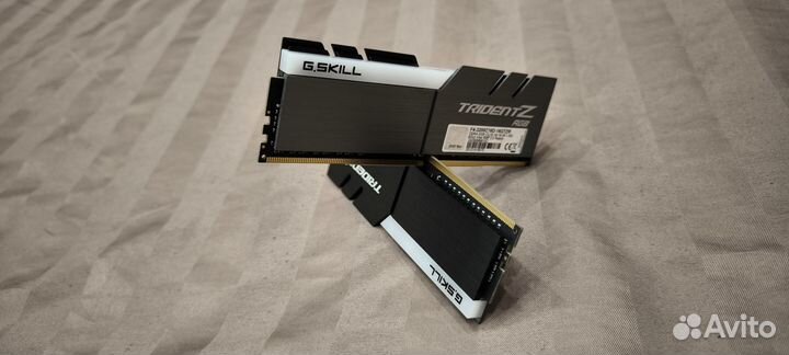 G.Skill trident z RGB 8gbx2