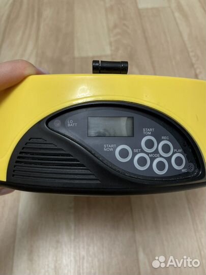 Автоматическая кормушка для кошек и собак