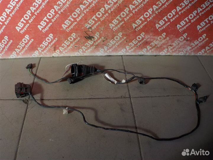 Проводка двери задняя правая Opel Astra-H хэтчбек