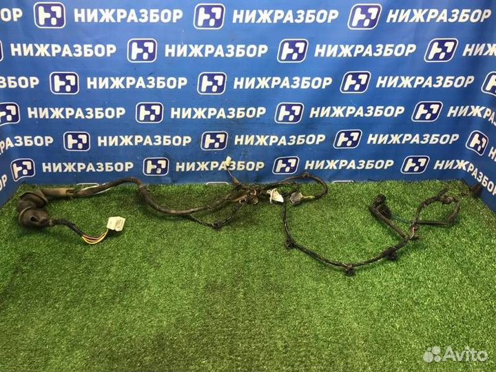 Проводка двери передняя правая Mitsubishi Pajero 3