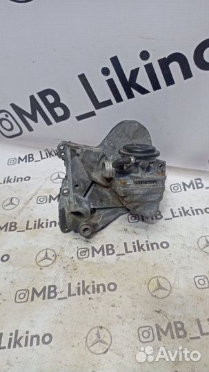 Крышка гбц передняя Mercedes M275