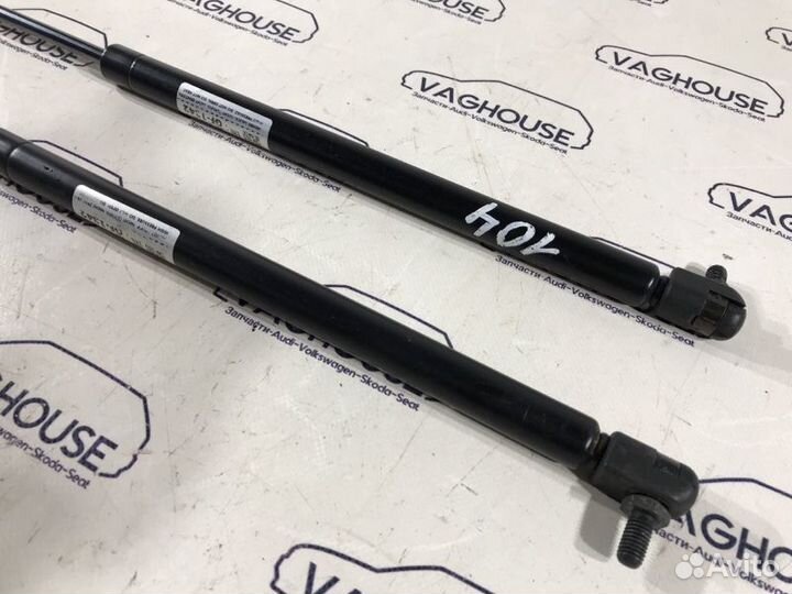 Амортизатор багажника Audi S8 D2 4D 4.2 2000