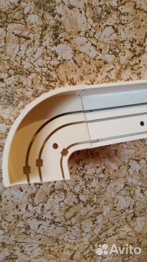 Карниз с крючками