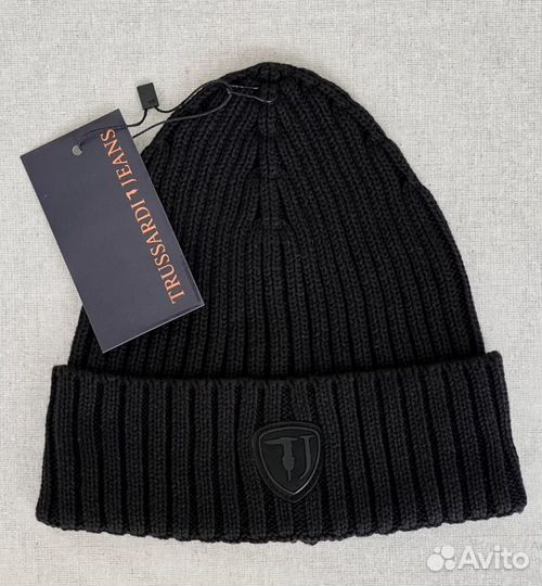 Шапка Trussardi