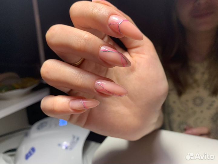 Маникюр с покрытием, наращивание ногтей