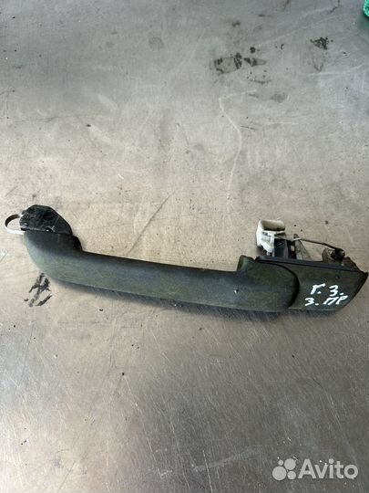 Ручка задней правой двери golf 3