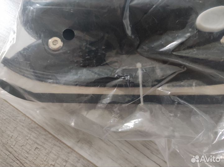 Коньки хоккейные