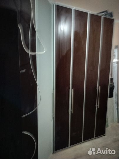 Большой шкаф