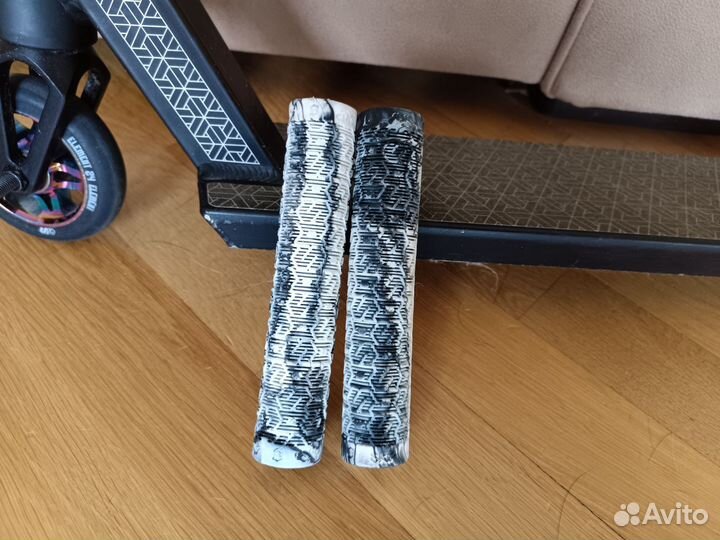 Трюковой самокат скип в хорошем состояние