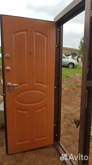 Дверь стальная