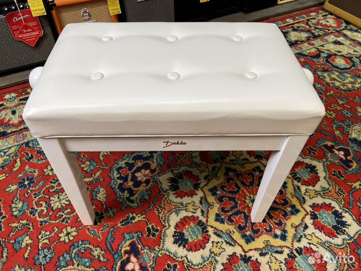 Банкетка для фортепиано