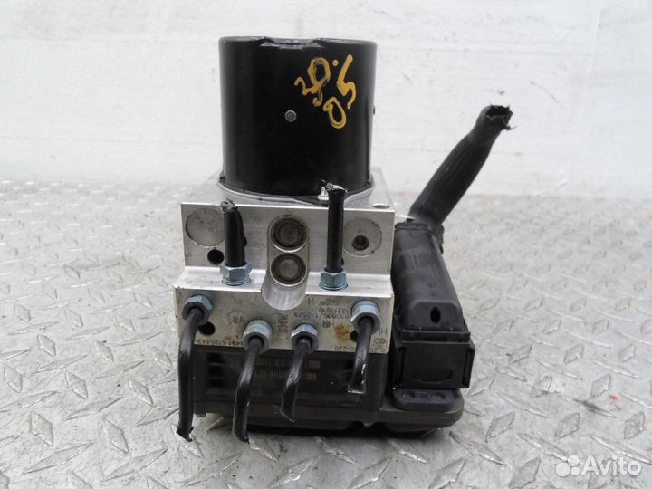 Блок управления тормозами/насос ABS BMW 7-Series