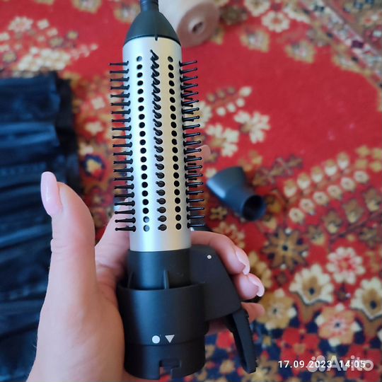 Фен для волос с разными насадками