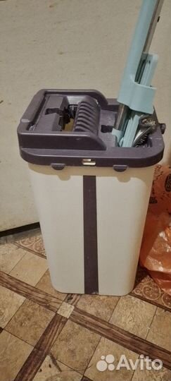 Ведро и швабра с отжимом