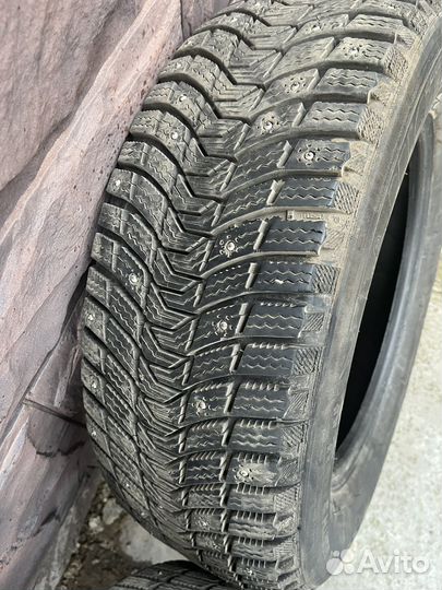 Michelin Latitude X-Ice North 215/65 R16