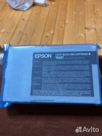 Картридж Epson T5437, Light Black