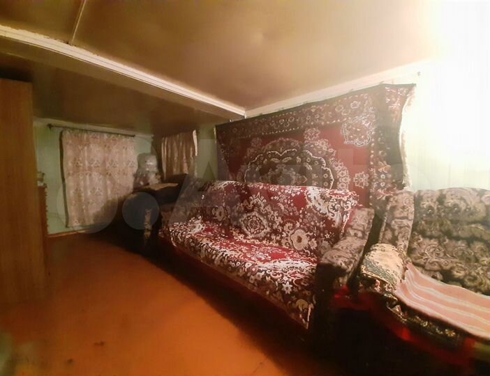 Дом 28,9 м² на участке 8,3 сот.