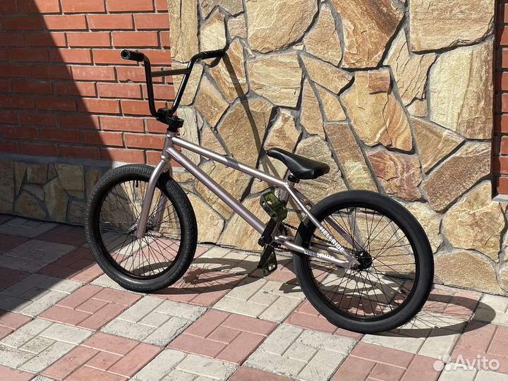 Трюковой велосипед BMX eastern