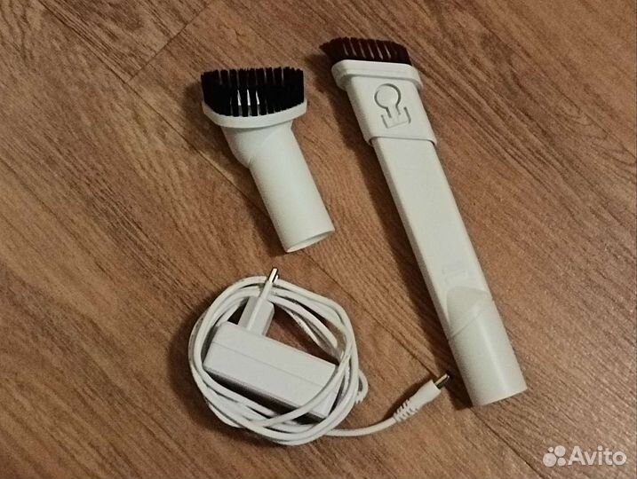 Пылесос Deerma VC20 Plus белый