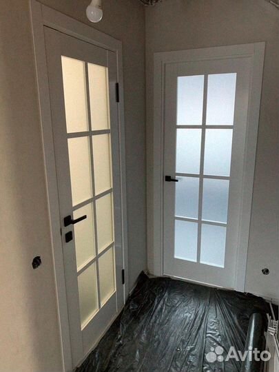 Дверь стеклянная межкомнатная лофт