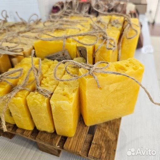 Натуральное мыло медовое с облепиховым маслом