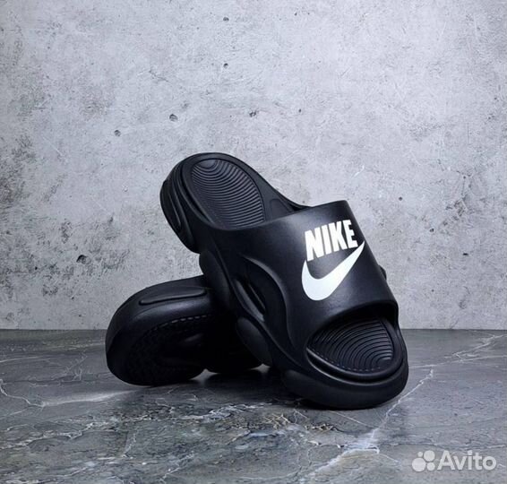 Шлепанцы Nike