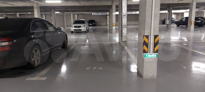 Машиноместо, 13 м²