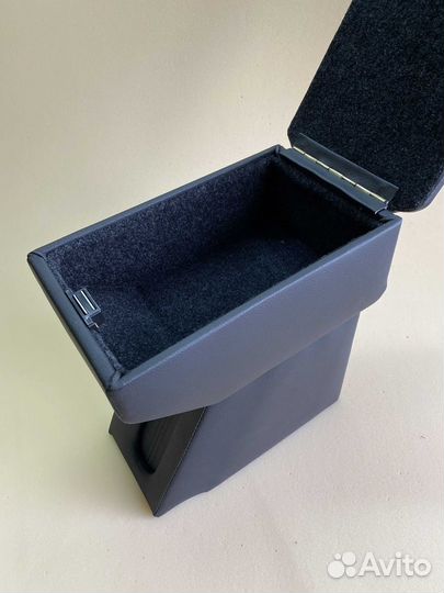 Подлокотник 2box Лада Нива 4х4