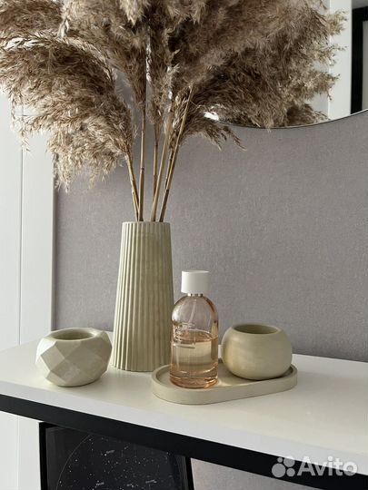 Декоративные вазы, подсвечники, изделия из гипса