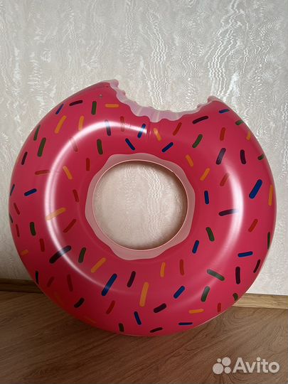 Надувной круг для плавания Пончик