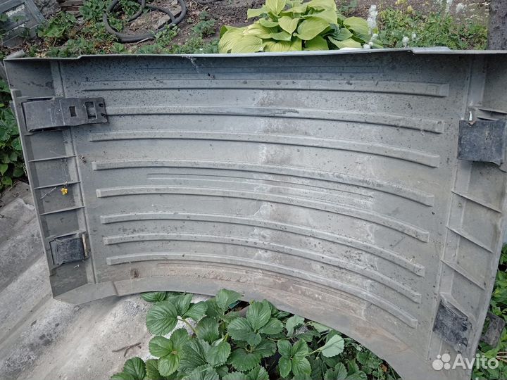 Подкрылок Мерседес actros