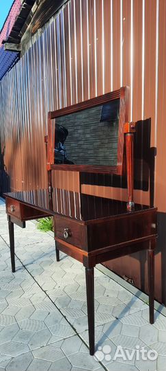 Туалетный стол с зеркалом Румыния Мираж СССР